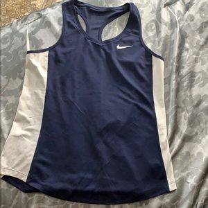 Nike Dri Fit Medium Tank